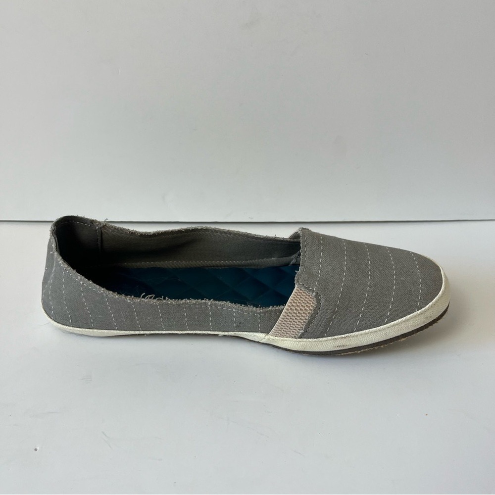 Reef Summer Slip On Gray Striped Shoes 8.5 - Picture 7 of 10